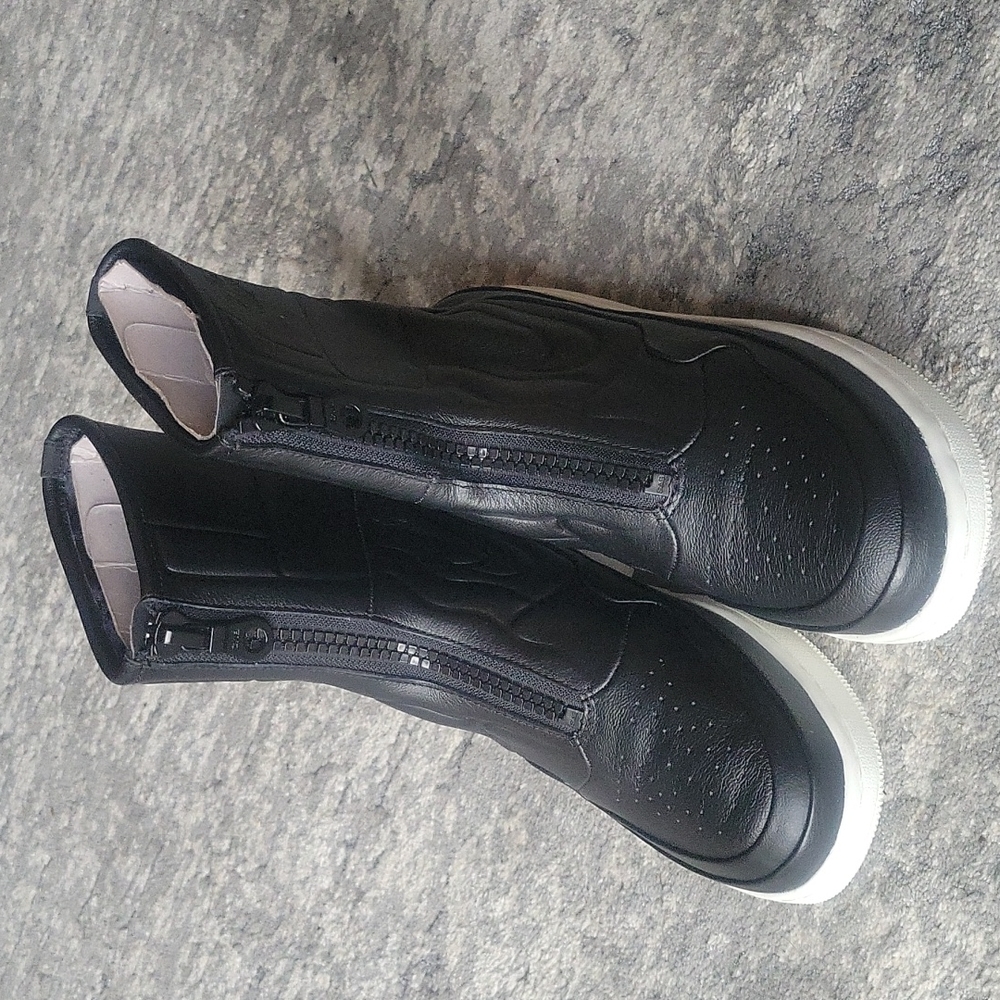 NEW Nike W Air Jordan 1 Jester Black